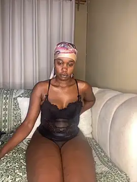 TinaFavourite online show from October 6, 10:03 pm