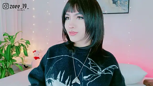 cuteezoe online show from April 29, 3:21 am