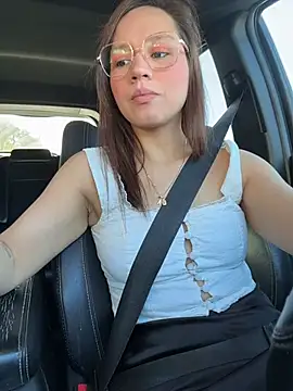 Mrs MrLove online show from January 11, 7:30 pm