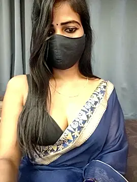 Misss-julli online show from February 18, 8:24 am