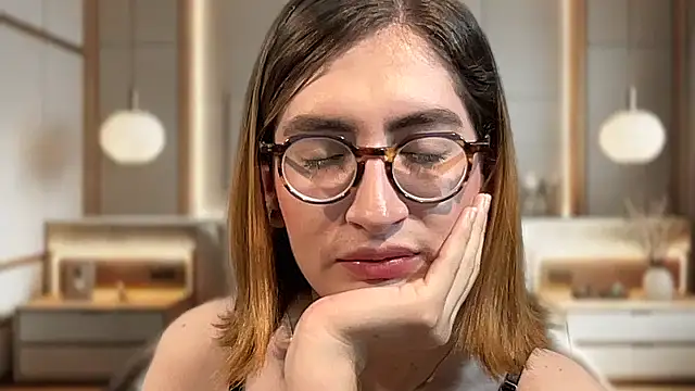 rousseblossom online show from January 10, 12:15 am