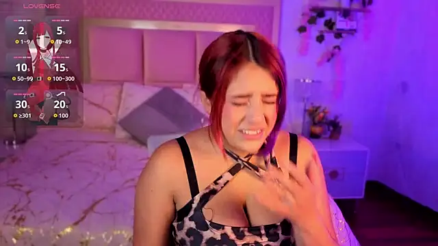 AlanaOdison online show from October 8, 8:35 pm