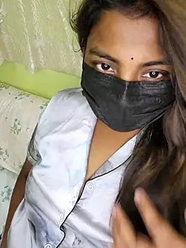 Snapshot of Hot-Sexy-Riya chatting on October 18, 8:21 pm Hot-Sexy-Riya online show from October 18, 8:21 pm