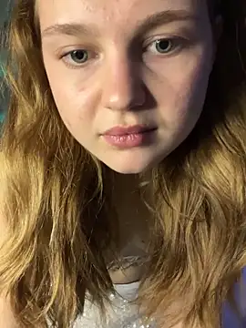 Emaline Fane online show from April 22, 8:06 pm