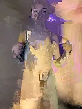 Emaline Fane online show from April 21, 8:05 pm