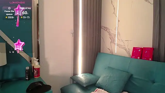 Mia garcia28 online show from February 11, 8:32 pm