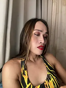 RomanticPearlTS online show from April 22, 1:52 pm