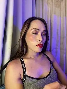 RomanticPearlTS online show from April 25, 1:41 pm