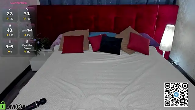 Mia E1fie online show from March 19, 12:15 am