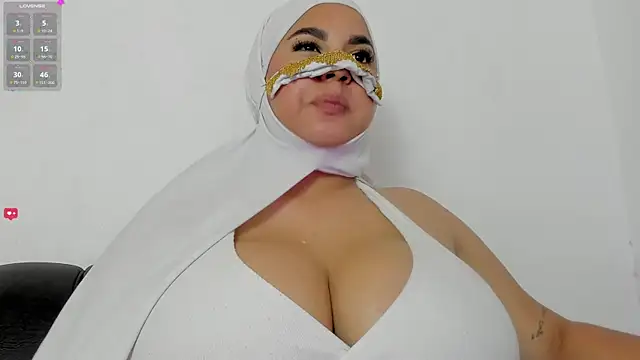 yasmin rahal online show from March 5, 11:11 pm