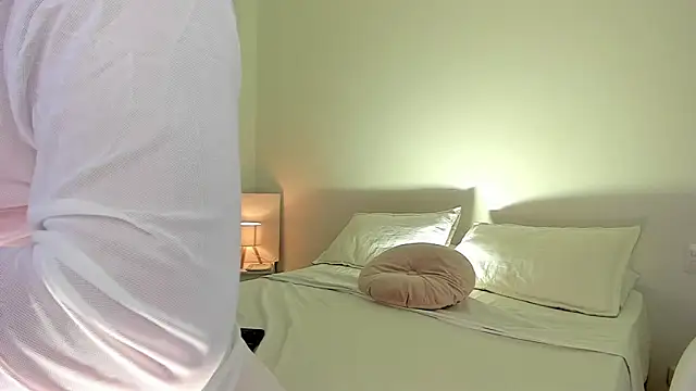 Amy azaela online show from June 14, 2:20 am