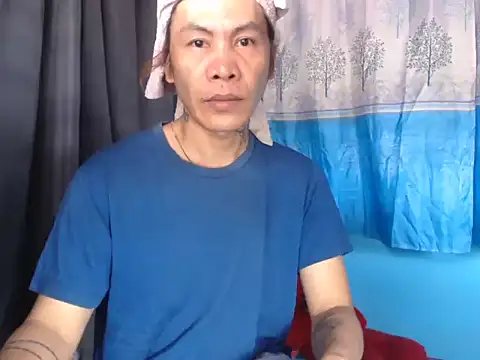 YourTopweng online show from May 1, 3:32 am