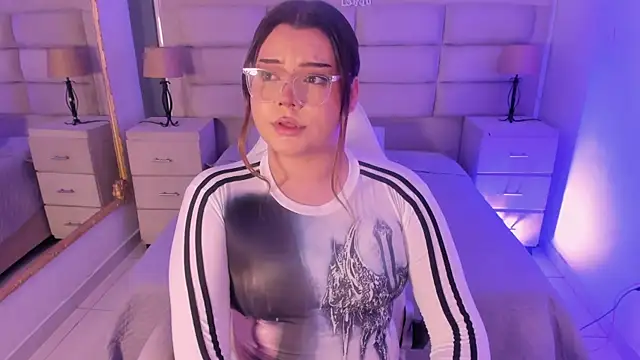 Maxxxine1 online show from January 18, 5:59 am