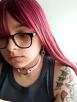 Aurora blaack online show from March 1, 8:52 pm