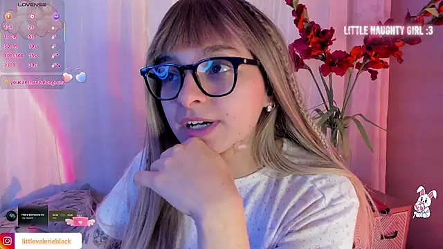 Aurora blaack online show from November 24, 3:47 pm