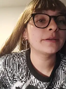 Aurora blaack online show from October 28, 5:24 am