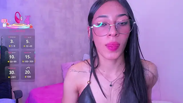 Becky G online show from October 4, 4:51 am