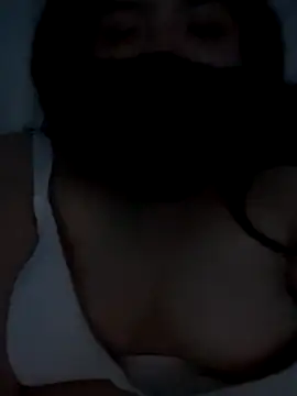 Lyz3t772 online show from October 3, 7:24 am