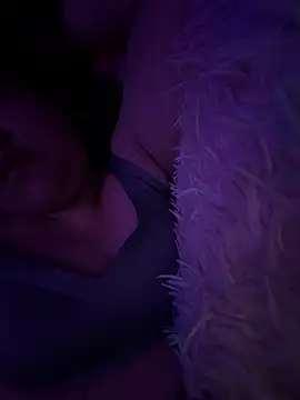 Lyz3t772 online show from March 13, 6:26 am