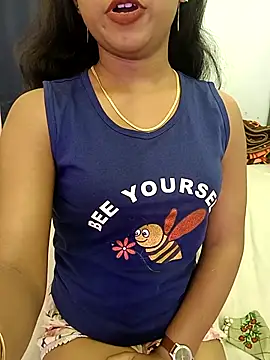 Snapshot of Puja-baby chatting on September 16, 8:33 am Puja-baby online show from September 16, 8:33 am