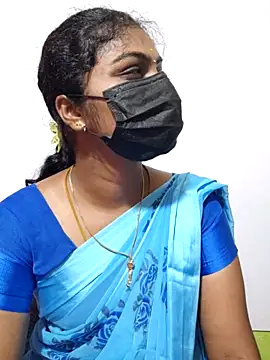 Snapshot of Tamil_Princess12 chatting on September 25, 9:52 am Tamil Princess12 online show from September 25, 9:52 am