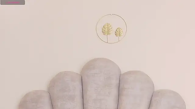 emma-conti2 online show from April 23, 3:25 pm