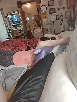 BonnienClyde5421 online show from March 3, 12:38 am