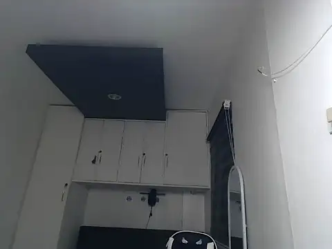 eattmebabyy online show from April 23, 12:29 pm