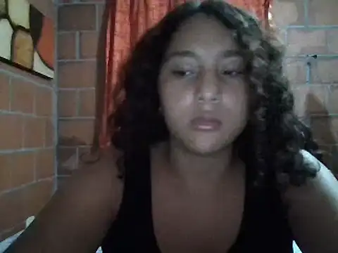 Snapshot of AnaisVelvet11 chatting on October 10, 2:05 am AnaisVelvet11 online show from October 10, 2:05 am