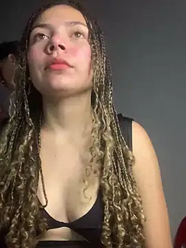 Daniela hot23 online show from May 5, 4:48 am