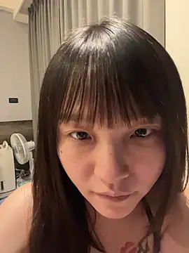 Yucheng  520 online show from April 26, 1:42 pm