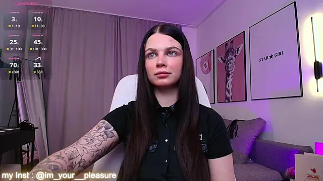 Michela Fruet online show from November 21, 1:18 am