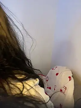 snow doll online show from March 6, 8:26 pm