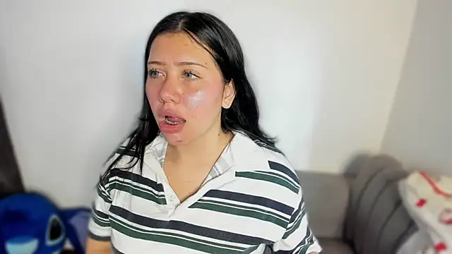 snow doll online show from April 24, 9:17 pm