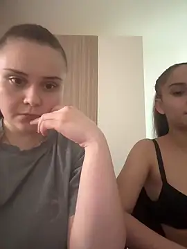 FemmeAffair online show from March 6, 11:33 pm