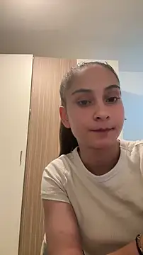 FemmeAffair online show from April 29, 7:19 pm