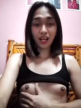 KatieCookie4ux online show from March 8, 5:28 pm