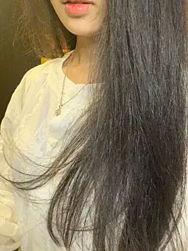 Nhinhi18 online show from April 12, 3:04 pm