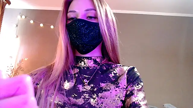 Iris lave online show from April 26, 3:32 pm