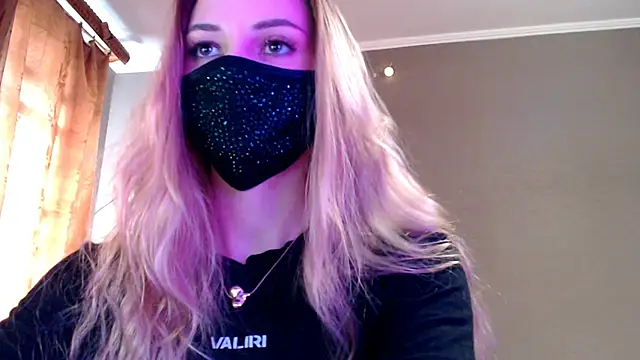 Iris lave online show from April 21, 2:35 pm