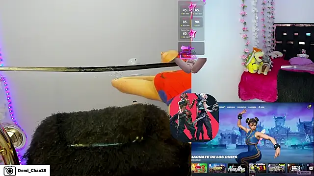 demi chan online show from April 27, 9:50 am