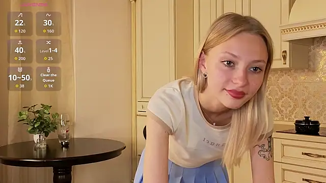 KatieFoulk online show from September 20, 3:32 pm
