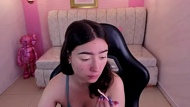 venuss09 s online show from June 11, 1:08 pm