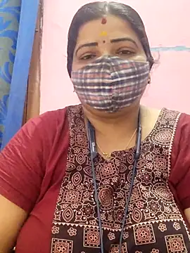 Snapshot of lathikaqueentamil chatting on October 6, 12:49 am lathikaqueentamil online show from October 6, 12:49 am