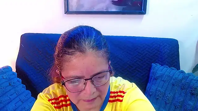 Linda banks  online show from April 19, 1:38 am