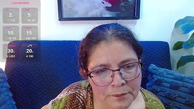Snapshot of Linda_banks_ chatting on October 1, 12:15 am Linda banks online show from October 1, 12:15 am