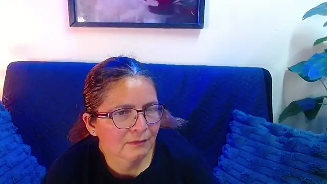 Linda banks  online show from April 26, 2:09 am