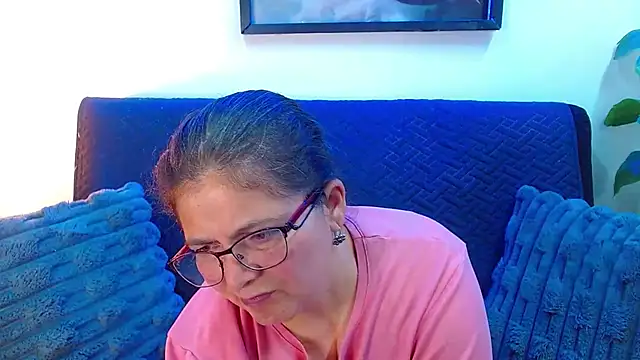 Snapshot of Linda_banks_ chatting on September 28, 2:51 am Linda banks online show from September 28, 2:51 am