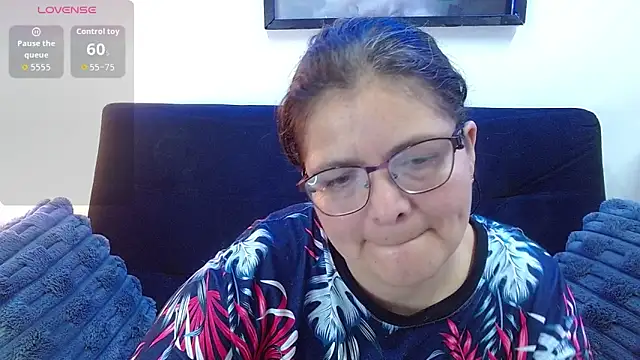 Snapshot of Linda_banks_ chatting on September 11, 1:50 am Linda banks online show from September 11, 1:50 am
