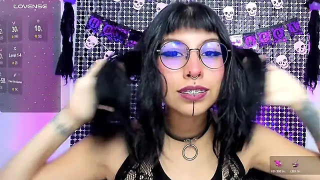 Rose 72 online show from October 30, 7:48 pm